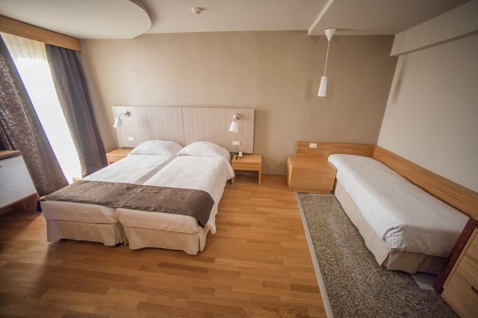 Imagen de la habitación del Hotel El Greco, Agios Nikolaos. Foto 5