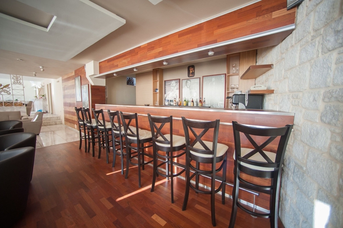 Imagen del bar/restaurante del Hotel El Greco, Agios Nikolaos. Foto 2