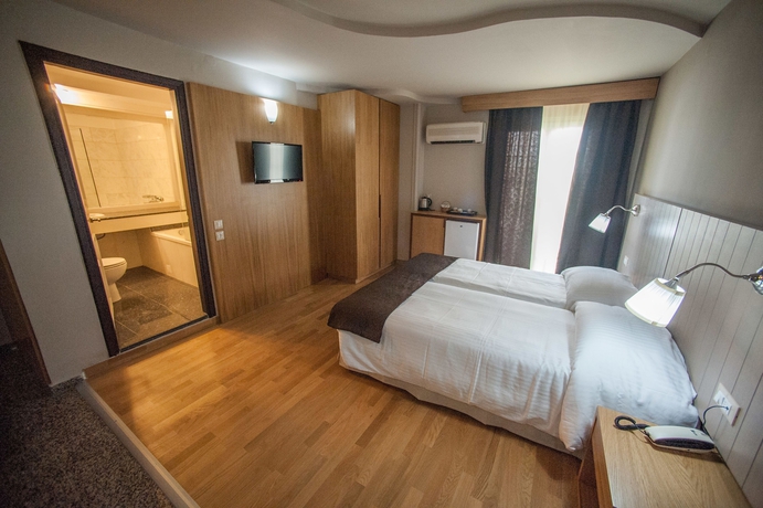 Imagen de la habitación del Hotel El Greco, Agios Nikolaos. Foto 11