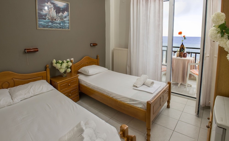 Imagen de la habitación del Hotel El Greco Beach. Foto 4