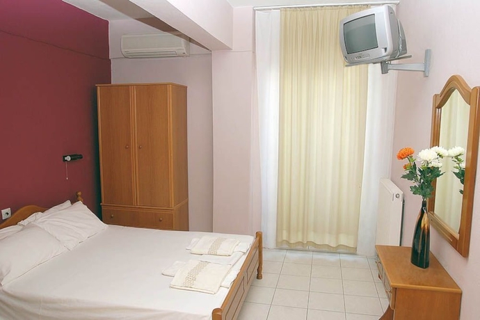 Imagen de la habitación del Hotel El Greco Beach. Foto 9