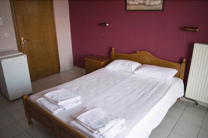 Imagen de la habitación del Hotel El Greco Beach. Foto 12