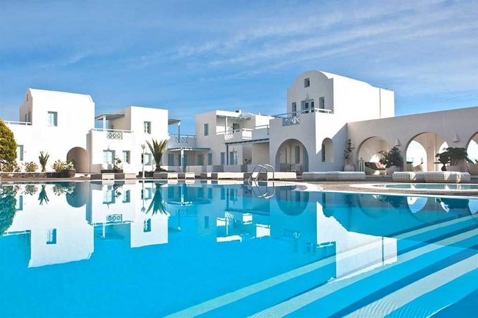 Imagen de la piscina del Hotel El Greco Resort. Foto 15