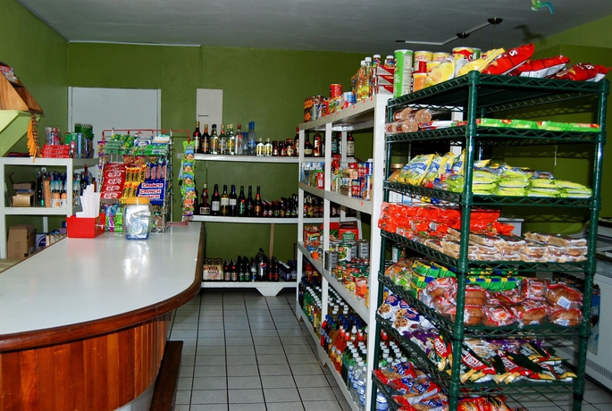 Imagen del bar/restaurante del Hotel El Greco Resort, Montego Bay. Foto 4