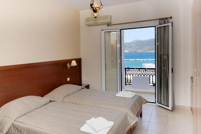 Imagen de la habitación del Hotel El Greco Sitia. Foto 24