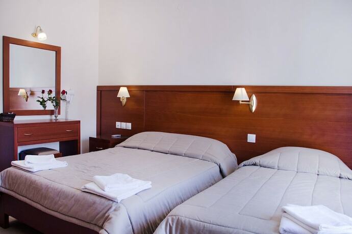 Imagen de la habitación del Hotel El Greco Sitia. Foto 27