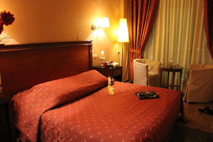 Imagen de la habitación del Hotel El Greco, Tesalonica. Foto 6