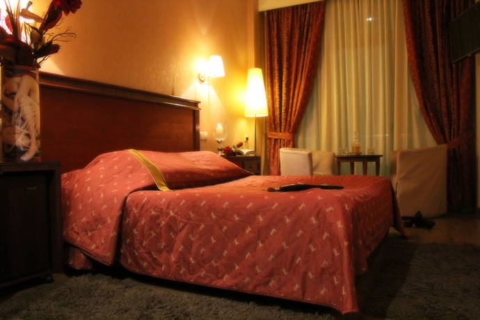 Imagen de la habitación del Hotel El Greco, Tesalonica. Foto 9