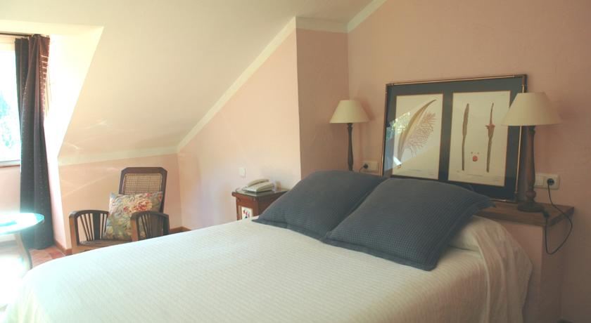 Imagen de la habitación del Hotel El Habana Llanes. Foto 9