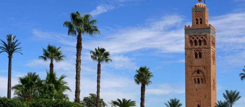 Imagen de los exteriores del Hotel El Hamra. Foto 11