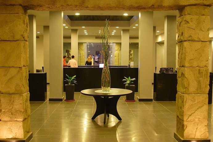 Imagen de los interiores del Hotel El Hayat Sharm Resort. Foto 5