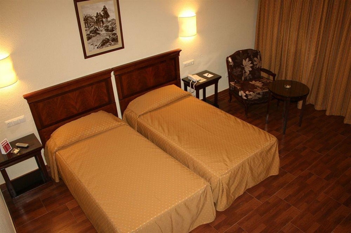 Imagen de la habitación del Hotel El Hidalgo, Valdepeñas. Foto 5