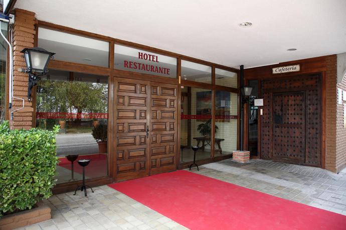 Imagen de los exteriores del Hotel El Hidalgo, Valdepeñas. Foto 9