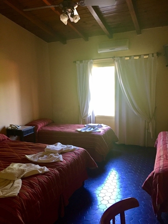 Imagen de la habitación del Hotel El Hornero Spa. Foto 5