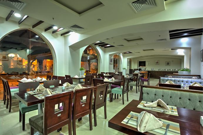 Imagen del bar/restaurante del Hotel El Jabal Sokhna. Foto 4