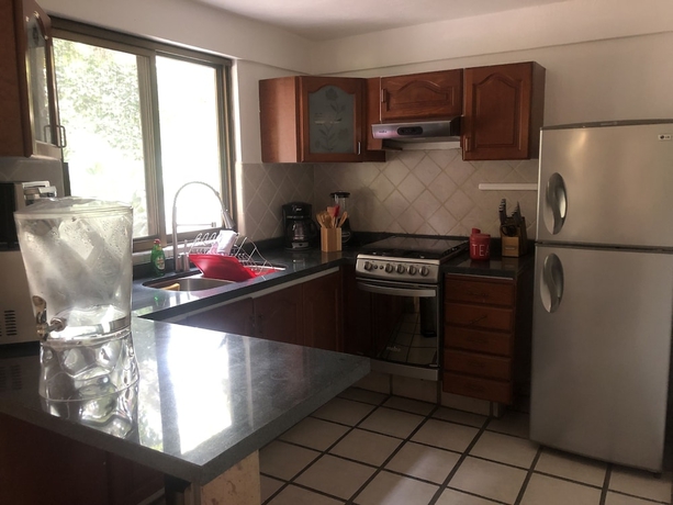 Imagen de la habitación del Hotel El Jard&iacute;n De En Medio. Foto 8