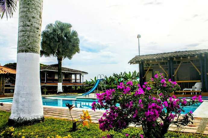 Imagen general del Hotel El Jard&iacute;n del Quind&iacute;o. Foto 11