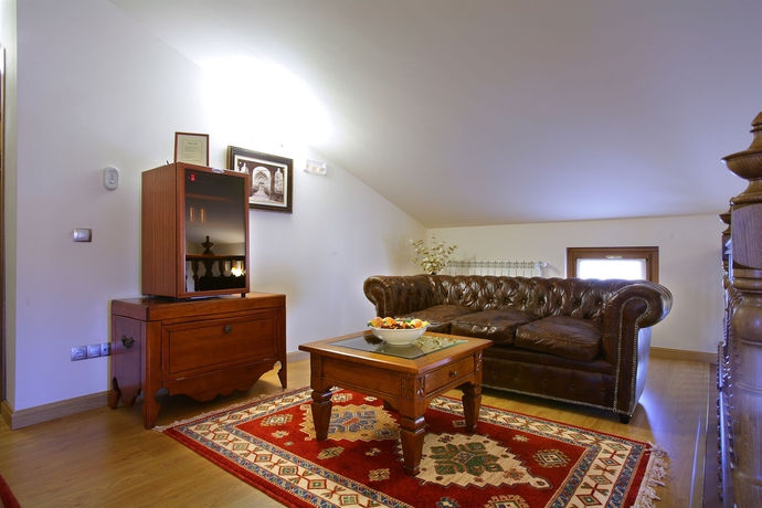 Imagen de los interiores del Hotel El Juglar. Foto 11