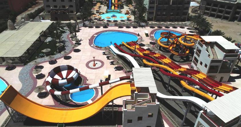 Imagen general del Hotel El Karma Aqua Beach Resort. Foto 4