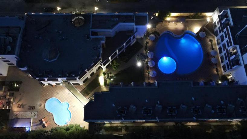 Imagen de los exteriores del Hotel El Khan Sharm. Foto 9