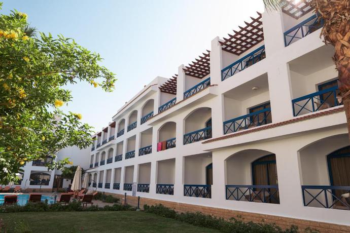 Imagen de los exteriores del Hotel El Khan Sharm. Foto 11