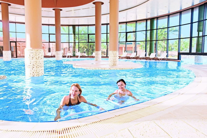 Imagen de la piscina del Hotel El Ksar Resort and Thalasso. Foto 8