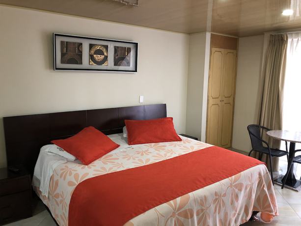Imagen de la habitación del Hotel El Lago Inn. Foto 10