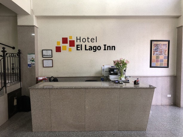 Imagen de los interiores del Hotel El Lago Inn. Foto 18