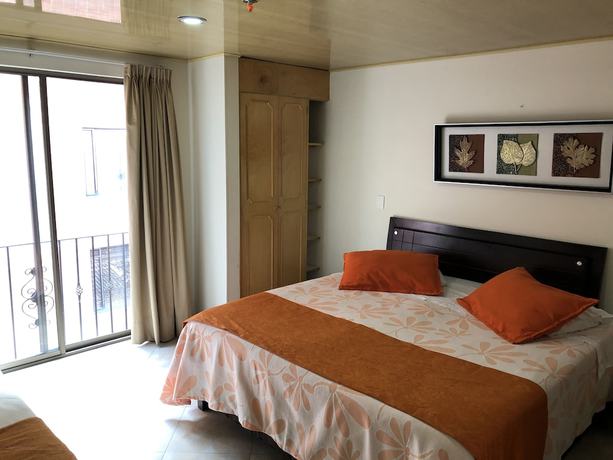 Imagen de la habitación del Hotel El Lago Inn. Foto 11