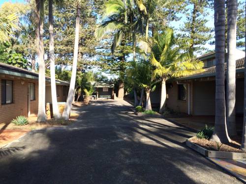 Imagen de la habitación del Hotel El Lago Tourist Park. Foto 2