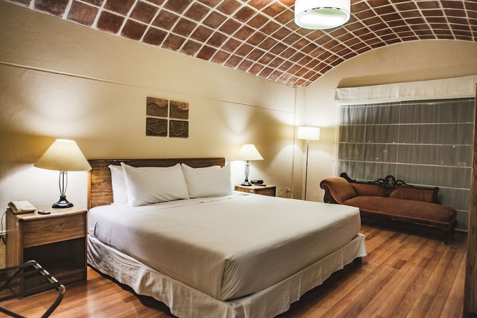 Imagen de la habitación del Hotel El Lago by Luoxo. Foto 5
