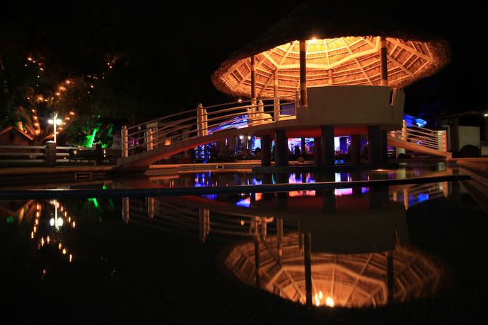 Imagen de la piscina del Hotel El Laurel Boutique. Foto 18