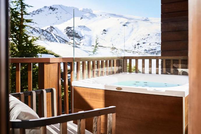 Imagen de los exteriores del Hotel El Lodge Ski and Spa. Foto 9