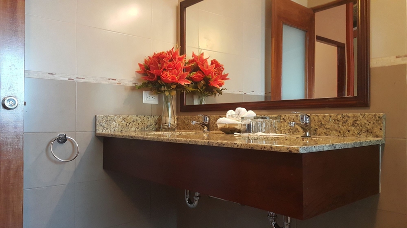 Imagen de la habitación del Hotel El Maltese. Foto 7