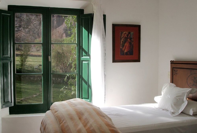 Imagen de la habitación del Hotel El Manantial Del Silencio. Foto 4