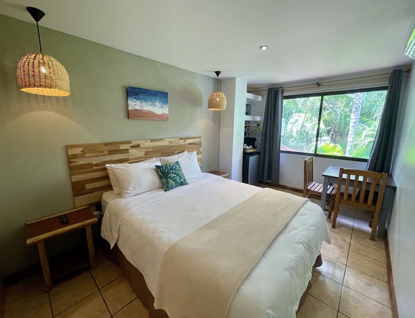 Imagen de la habitación del Hotel El Manglar. Foto 16