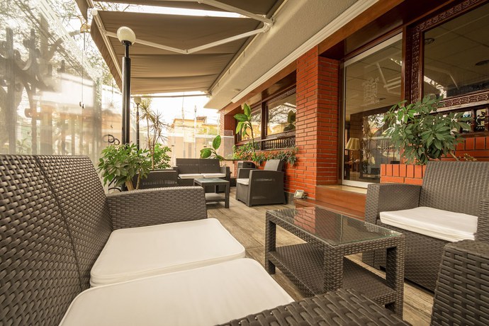 Imagen de la habitación del Hotel El Marques. Foto 15