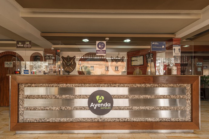 Imagen de los interiores del Hotel El Marques. Foto 20