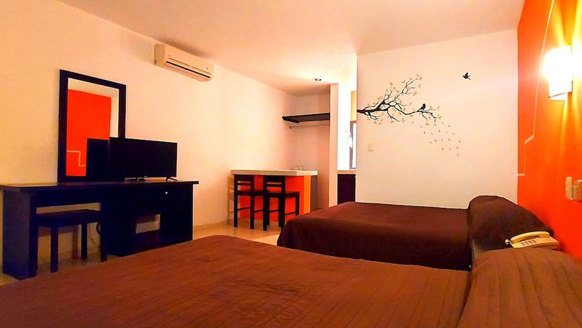 Imagen de la habitación del Hotel El Marques, M&eacute;rida. Foto 8
