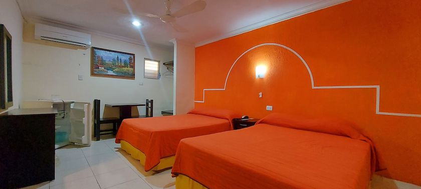 Imagen de la habitación del Hotel El Marques, M&eacute;rida. Foto 9