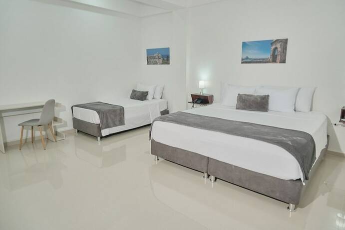 Imagen de la habitación del Hotel El Marques de Manga. Foto 13