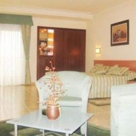 Imagen de la habitación del Hotel El Marsa. Foto 6