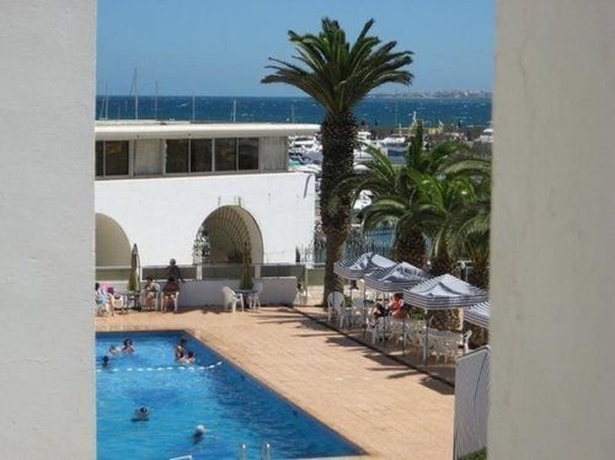 Imagen de la piscina del Hotel El Marsa. Foto 16
