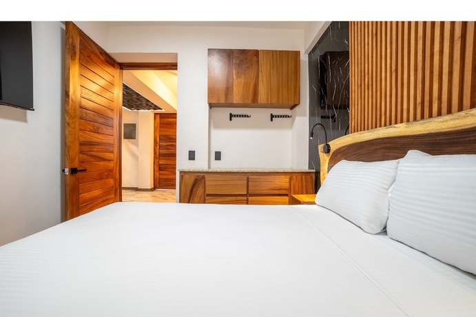 Imagen de la habitación del Hotel El Mejor en Melaque. Foto 8