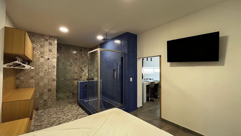Imagen de la habitación del Hotel El Mejor en Melaque. Foto 10