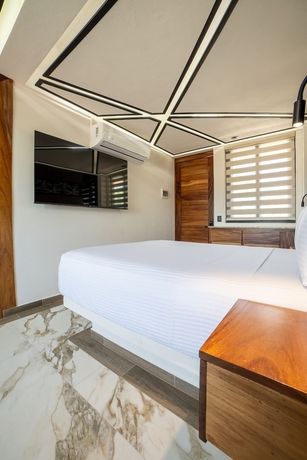Imagen de la habitación del Hotel El Mejor en Melaque. Foto 12