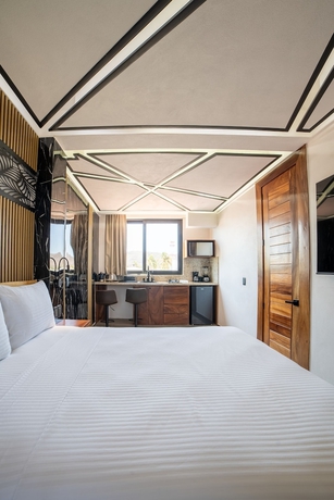 Imagen de la habitación del Hotel El Mejor en Melaque. Foto 15