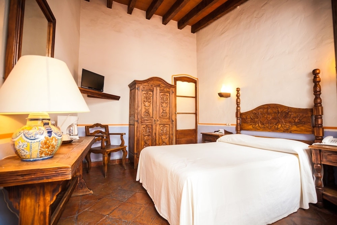 Imagen de la habitación del Hotel El Mes&oacute;n Del Alf&eacute;rez Xalapa. Foto 10