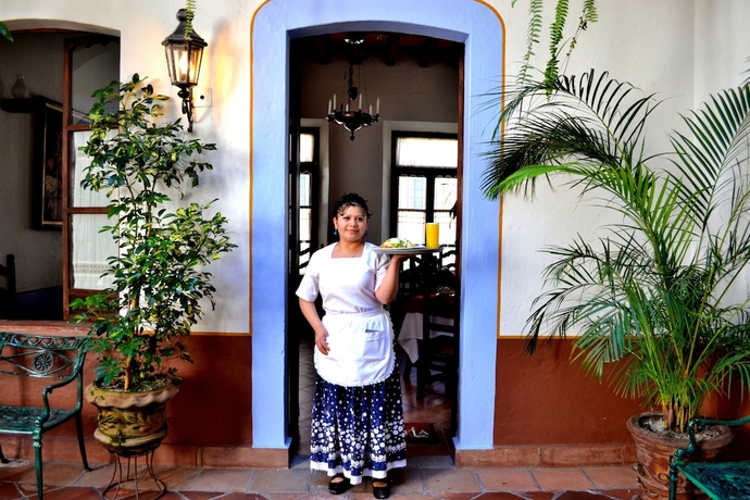 Imagen del bar/restaurante del Hotel El Mes&oacute;n Del Alf&eacute;rez Xalapa. Foto 5