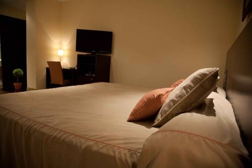 Imagen general del Hotel El Mesón. Foto 9